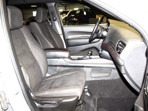 Used 2025 Dodge Durango GT image 34