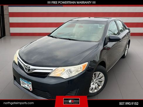 Used 2012 Toyota Camry LE image 9