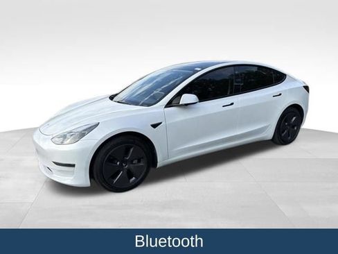 Used 2023 Tesla Model 3 Standard Range RWD image 4