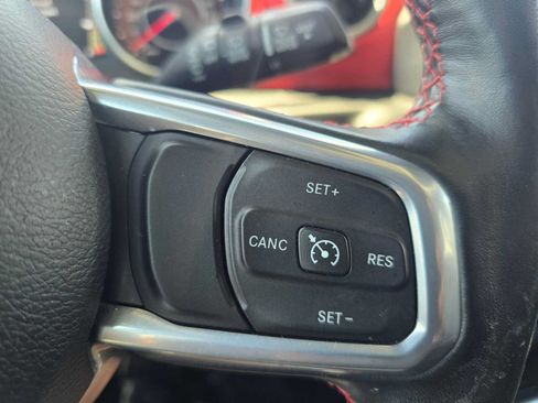 Used 2021 Jeep Wrangler Unlimited Rubicon w/ Cold Weather Group AWD/4WD image 33