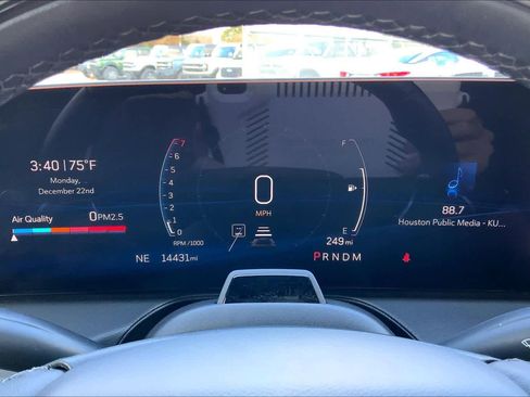 Used 2025 Cadillac CT5 Sport image 25