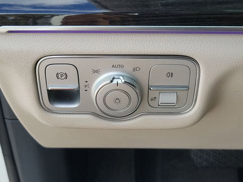 Used 2020 Mercedes-Benz GLE 350 image 30