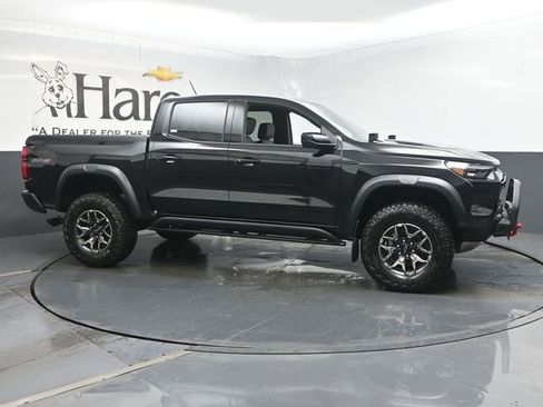 New 2026 Chevrolet Colorado ZR2 w/ Off-Road Front Bumper Package AWD/4WD image 27