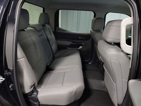 Used 2023 Toyota Tundra Limited image 26