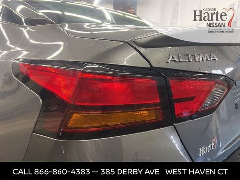 Certified 2019 Nissan Altima 2.5 Platinum image 17