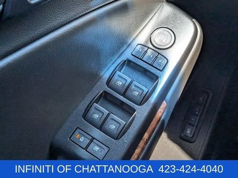 Used 2017 Chevrolet Tahoe Premier AWD/4WD image 31