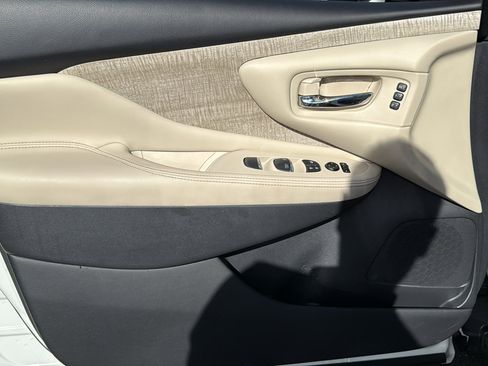 Certified 2021 Nissan Murano SL image 6