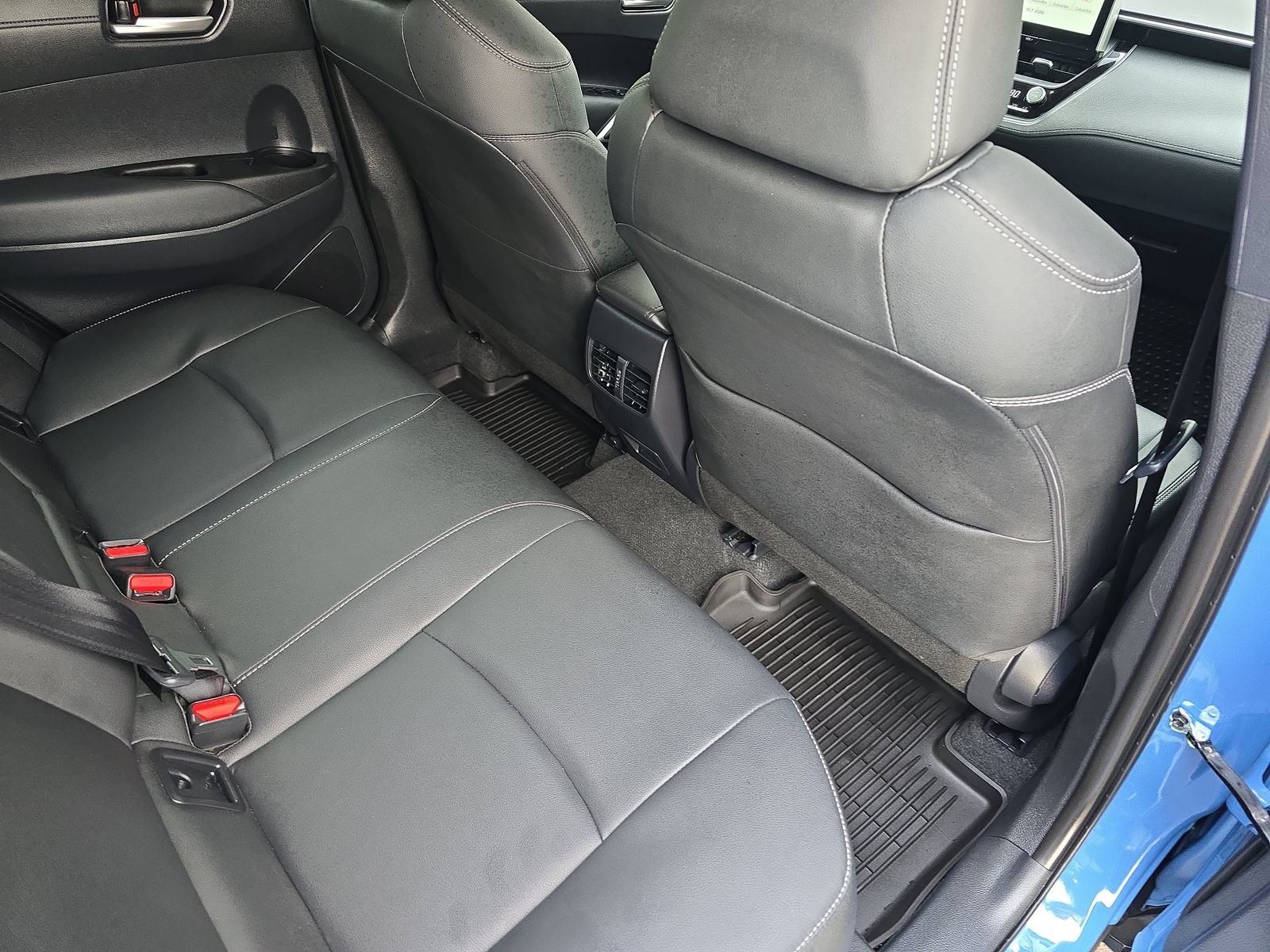 Used 2026 Toyota Corolla Cross XLE w/ Convenience Package AWD/4WD image 13