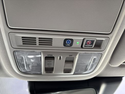 Used 2021 Honda Accord Touring image 35