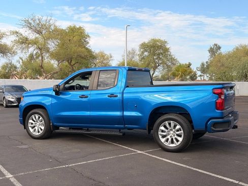 Used 2024 Chevrolet Silverado 1500 Custom RWD image 4