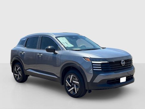 New 2026 Nissan Kicks SV FWD image 7