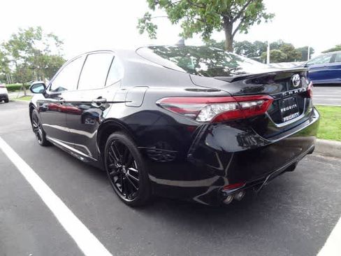 Used 2024 Toyota Camry XSE FWD image 8