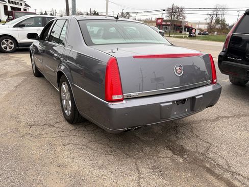Used 2007 Cadillac DTS Luxury I w/ Trunk Convenience Package image 5