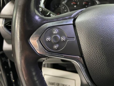 Used 2019 Chevrolet Traverse LT w/ LT Premium Package image 16