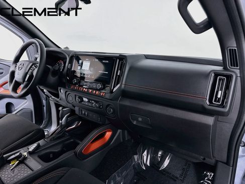 Used 2026 Nissan Frontier Pro-X w/ Pro-X Convenience Package RWD image 34