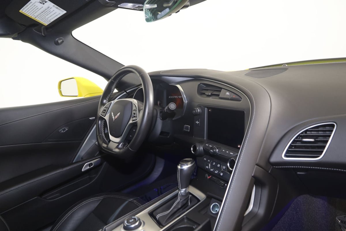 Used 2016 Chevrolet Corvette Stingray Coupe RWD image 57