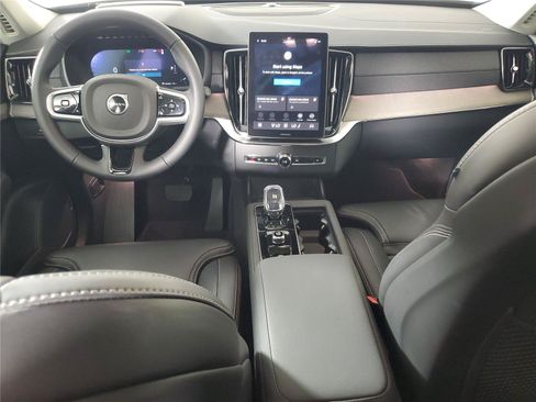Certified 2026 Volvo XC90 B6 Ultra AWD/4WD image 12