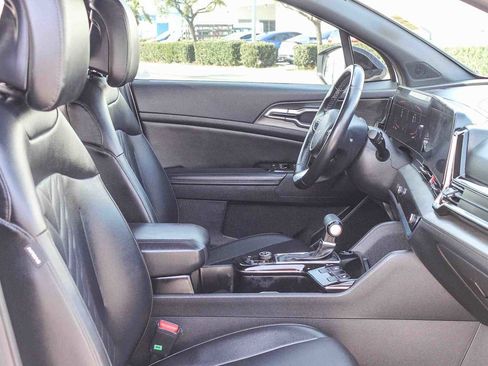 Used 2023 Kia Sportage X-Line w/ X-Line Premium Package image 16