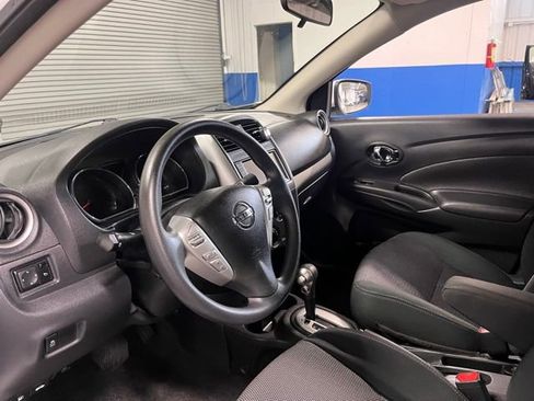 Used 2019 Nissan Versa SV image 22