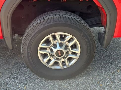 Used 2023 GMC Sierra 2500 SLE w/ Gooseneck/5TH Wheel Package image 6