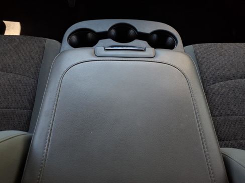 Used 2017 RAM 1500 Big Horn RWD image 19