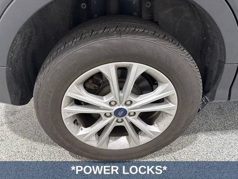Used 2019 Ford Escape SEL FWD image 9