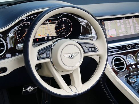 Used 2024 Bentley Continental GT Azure AWD/4WD image 13