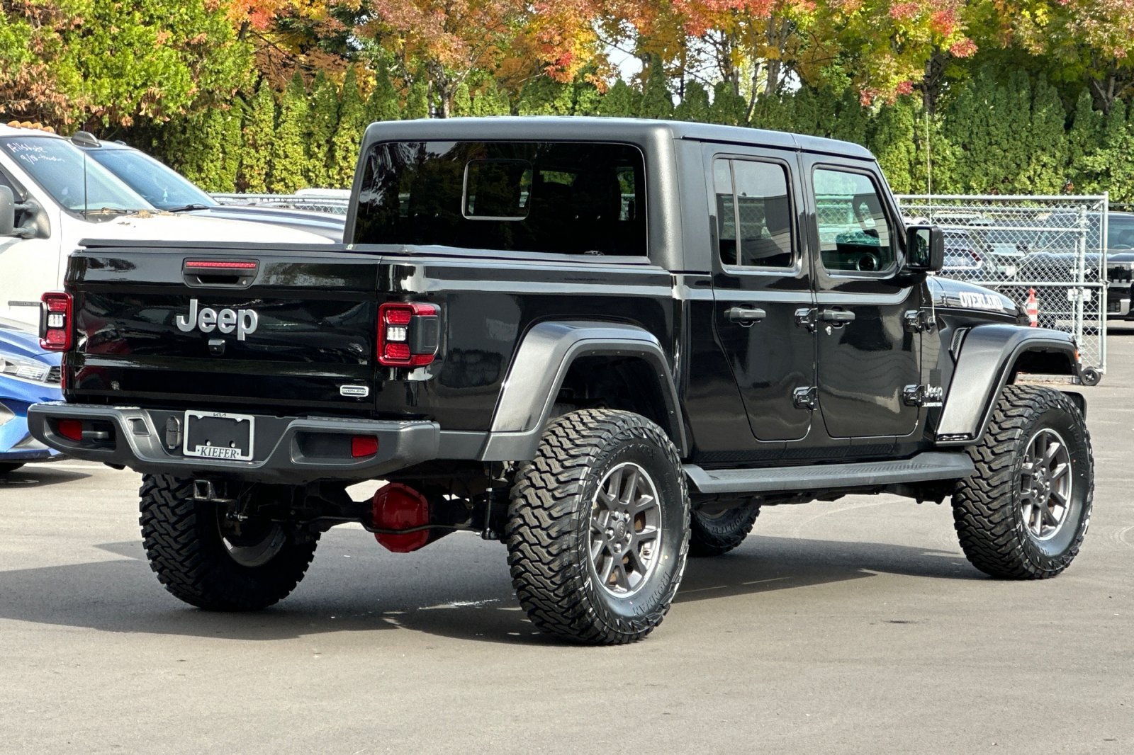 Used 2020 Jeep Gladiator Overland AWD/4WD image 4