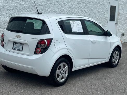 Used 2014 Chevrolet Sonic LS FWD image 4