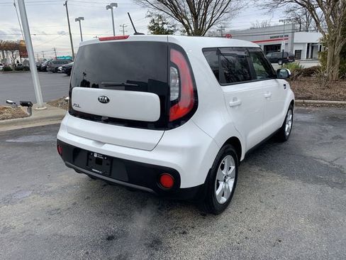 Used 2019 Kia Soul image 8