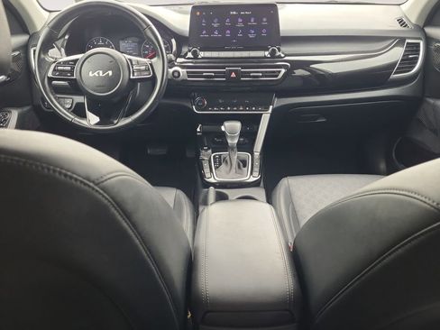 Used 2022 Kia Seltos EX AWD/4WD image 10