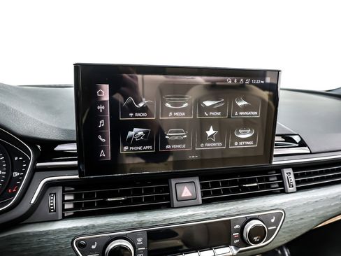 Used 2022 Audi A5 2.0T Premium image 22