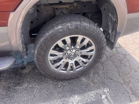 Used 2017 Nissan Titan Platinum Reserve AWD/4WD image 10