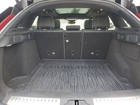 Used 2019 Land Rover Range Rover Velar R-Dynamic SE image 5