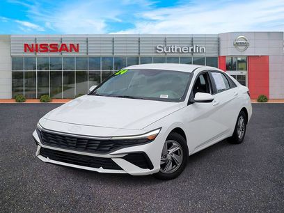 Used 2024 Hyundai Elantra SE