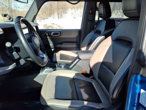 Used 2024 Ford Bronco Wildtrak AWD/4WD image 7
