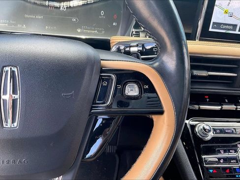 Used 2022 Lincoln Corsair Reserve w/ Elements Package FWD image 12