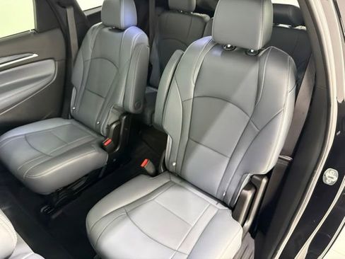 Used 2024 Buick Enclave Essence w/ Experience Buick Package AWD/4WD image 29