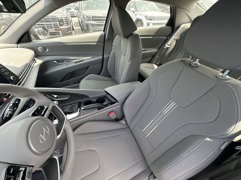 New 2026 Hyundai Elantra Sport FWD image 20