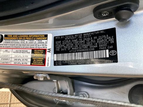 Used 2021 Toyota Avalon XLE FWD image 35