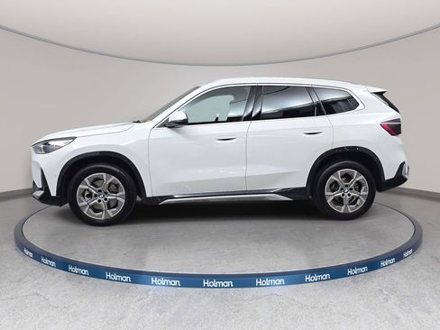 Used 2025 BMW X1 xDrive28i AWD/4WD image 9