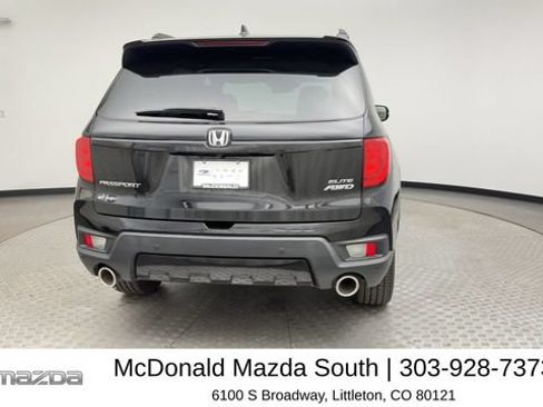 Used 2023 Honda Passport Elite image 3