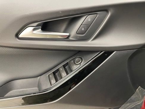 New 2026 Chevrolet Equinox LT w/ Safety and Technology Package AWD/4WD image 10