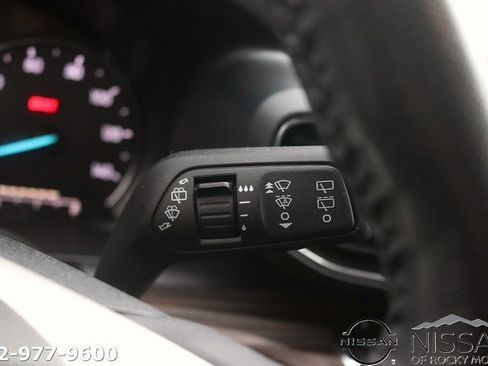 Used 2023 Ford Explorer Limited image 26