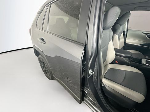 Used 2023 Toyota RAV4 XLE w/ Convenience Package FWD image 28