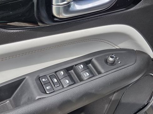 Certified 2025 Jeep Compass Limited AWD/4WD image 29