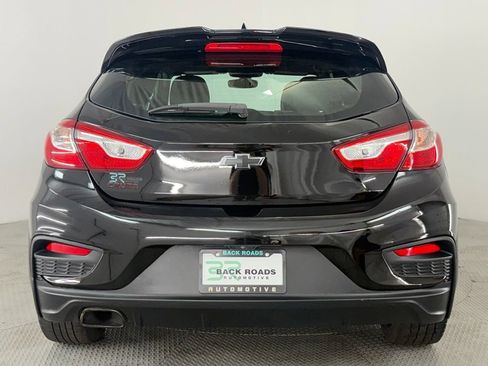 Used 2018 Chevrolet Cruze LT w/ Sun And Sound Package FWD image 8
