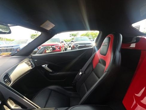 Used 2016 Chevrolet Corvette Z06 w/ 3LZ Preferred Equipment Group RWD image 27