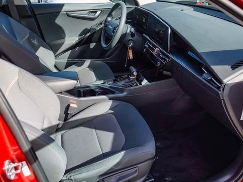 Certified 2023 Kia Niro LX image 15