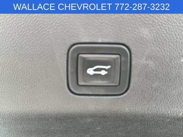 Used 2021 Chevrolet Tahoe LT w/ LT Signature Package RWD image 13